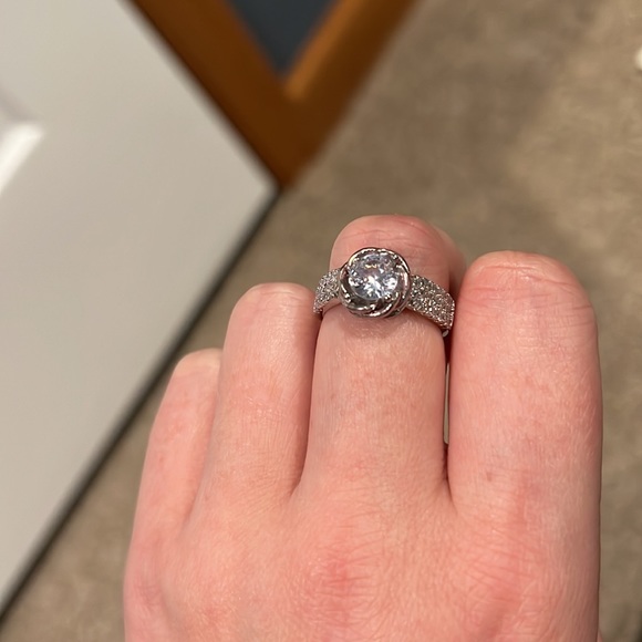 Sterling silver rose ring - Picture 4 of 4